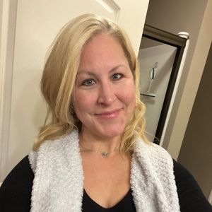 Meet your Posher, Julie